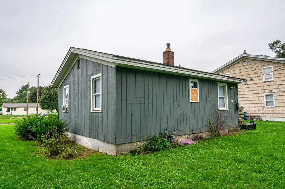 98 23rd Street S Battle Creek, MI 49015