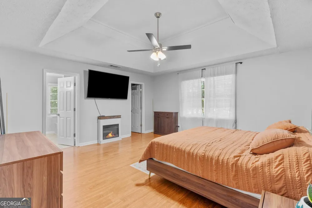 215 Clearview CIR McDonough, GA 30253