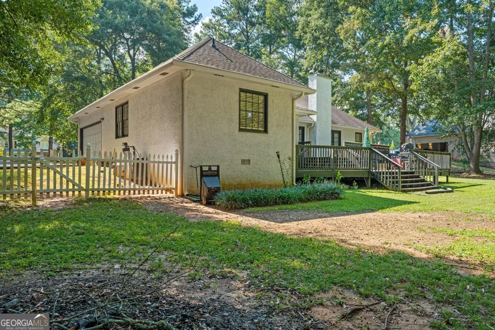 215 Clearview CIR McDonough, GA 30253