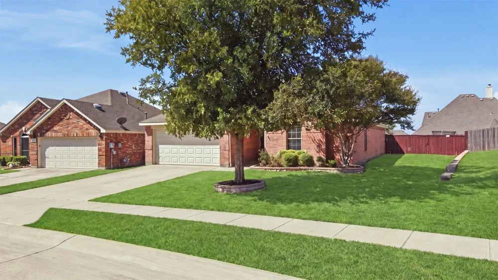 2829 Quarter Horse Lane Celina, TX 75009