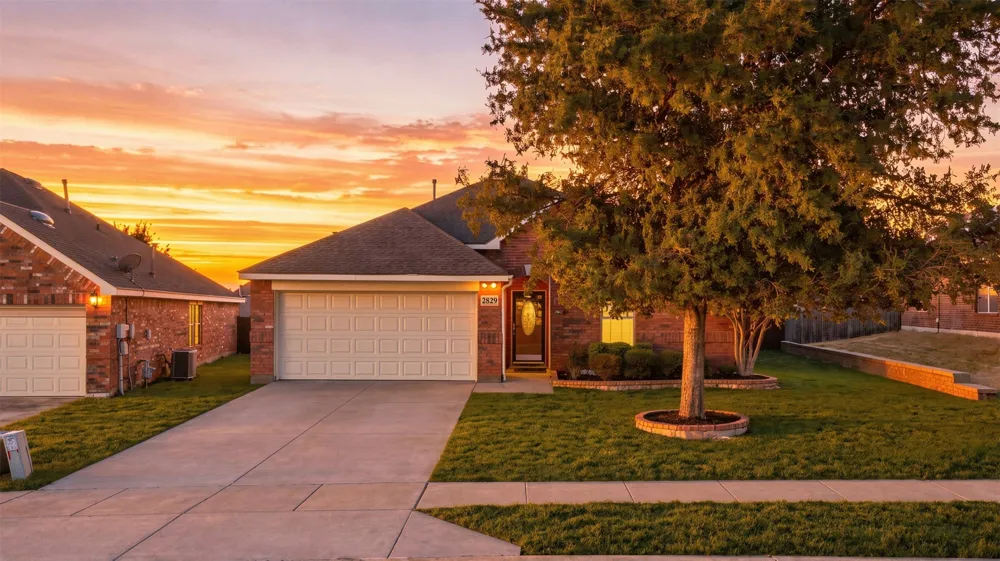2829 Quarter Horse Lane Celina, TX 75009