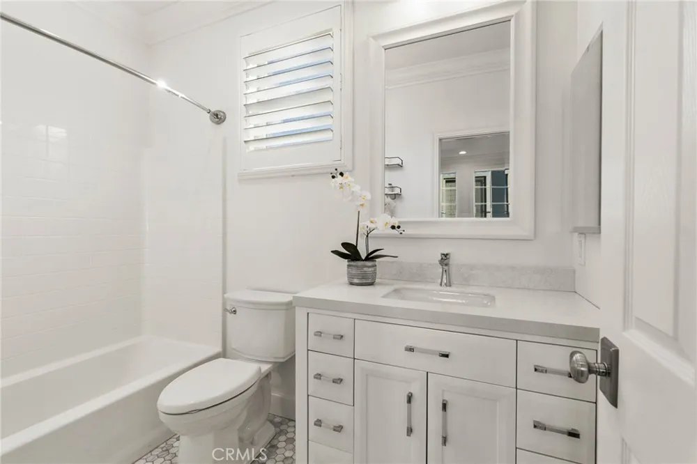 34 Snapdragon Street Ladera Ranch, CA 92694
