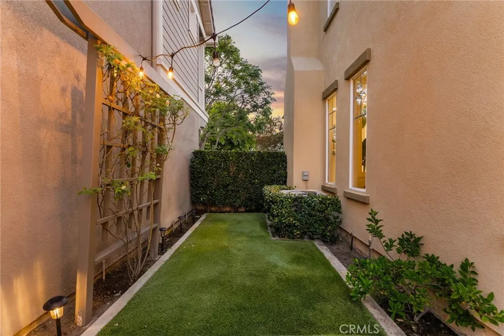 34 Snapdragon Street Ladera Ranch, CA 92694