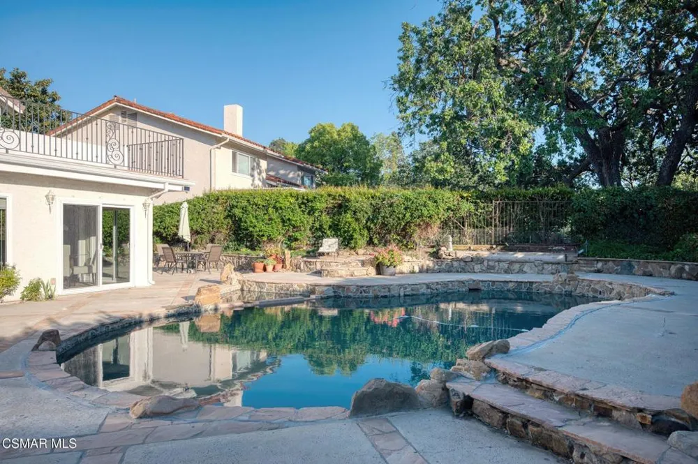 939 Ranch House Road Westlake Village, CA 91361