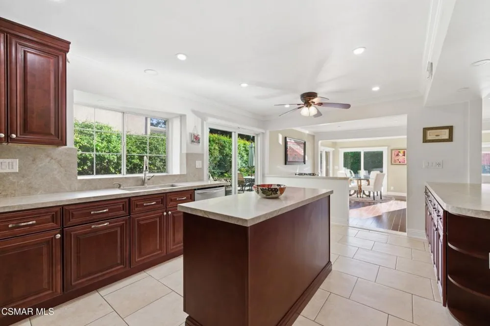 939 Ranch House Road Westlake Village, CA 91361