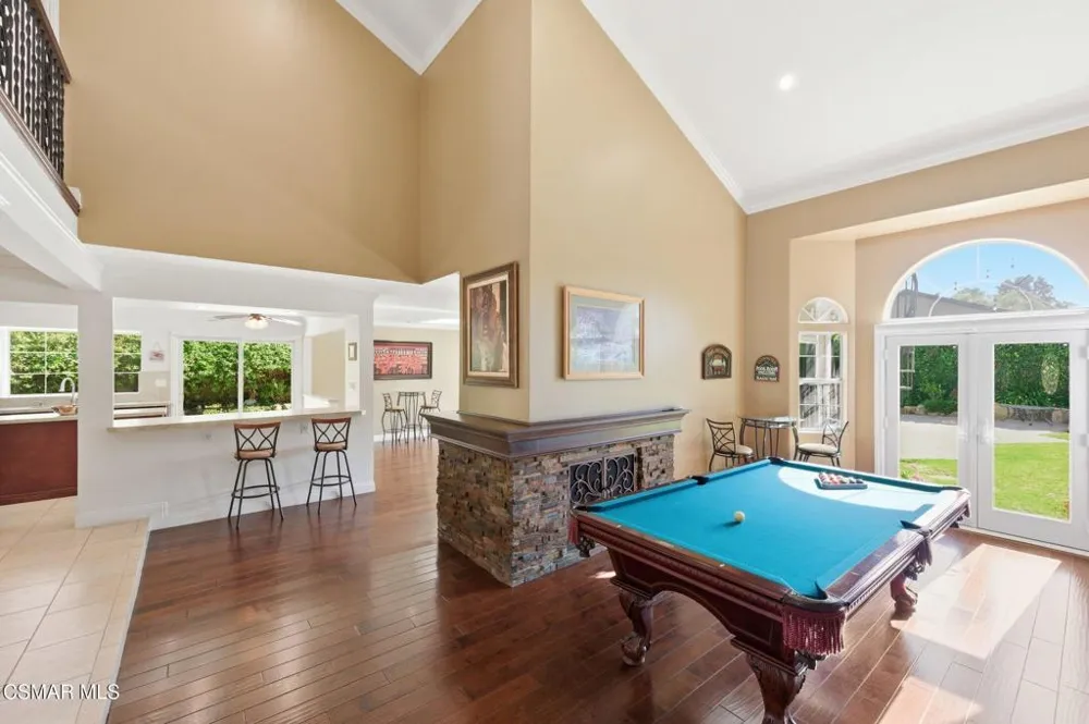 939 Ranch House Road Westlake Village, CA 91361
