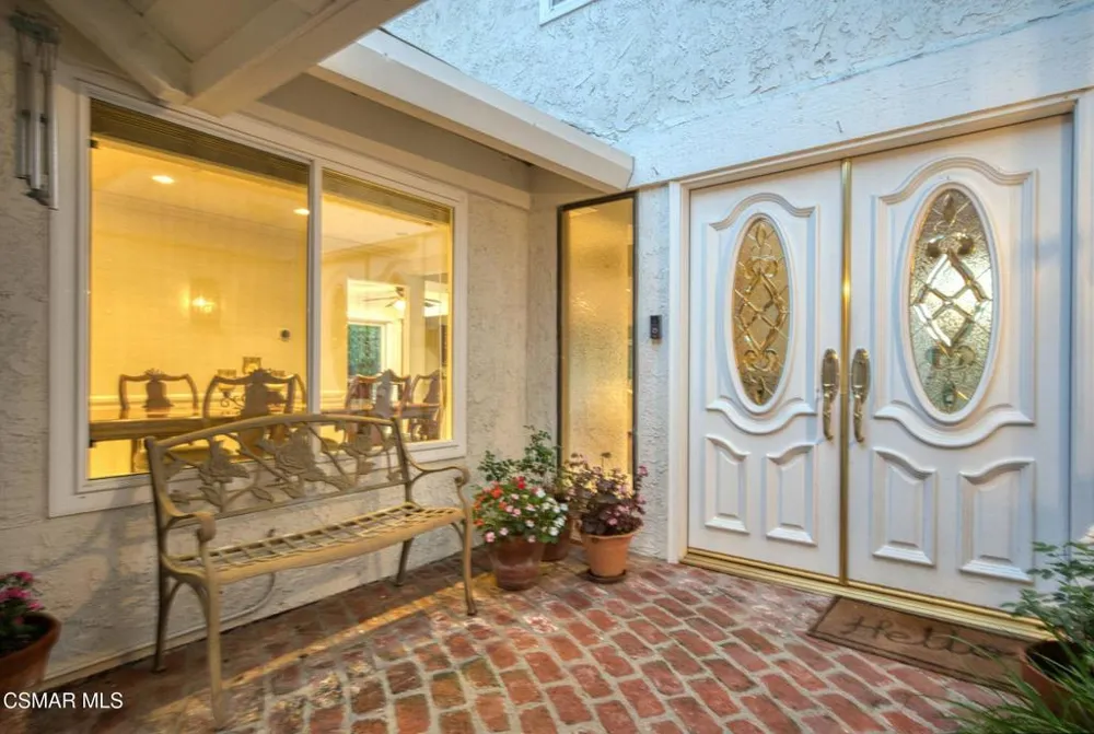 939 Ranch House Road Westlake Village, CA 91361