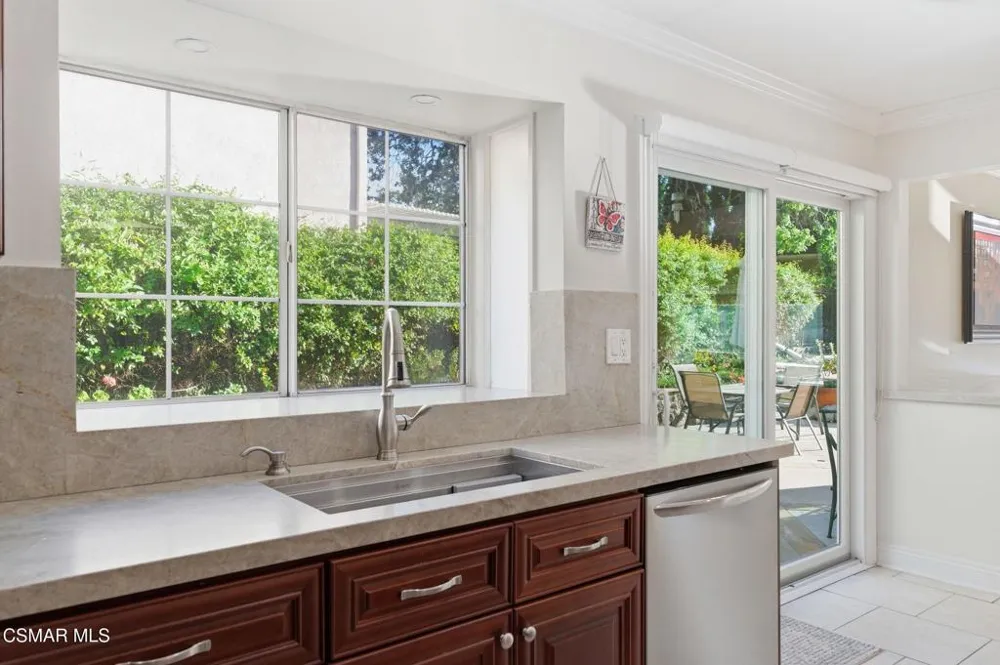 939 Ranch House Road Westlake Village, CA 91361