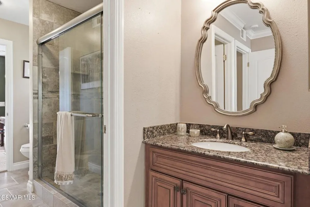 939 Ranch House Road Westlake Village, CA 91361
