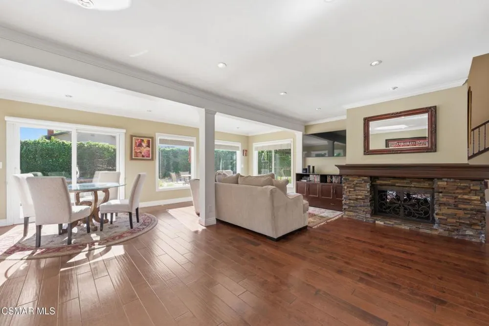 939 Ranch House Road Westlake Village, CA 91361