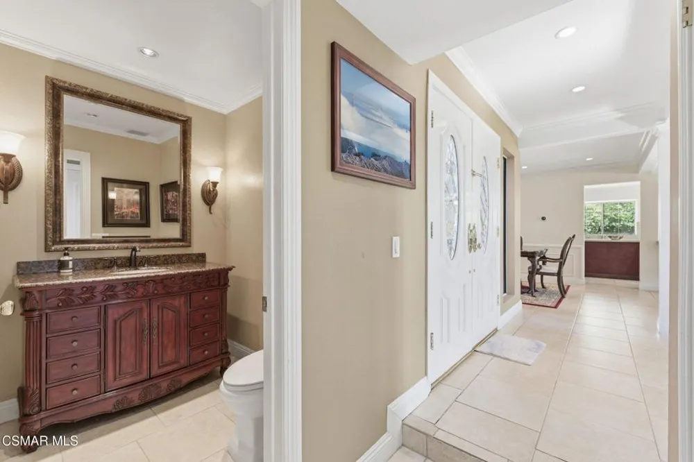 939 Ranch House Road Westlake Village, CA 91361