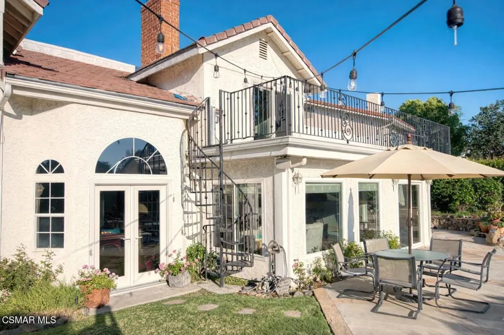 939 Ranch House Road Westlake Village, CA 91361