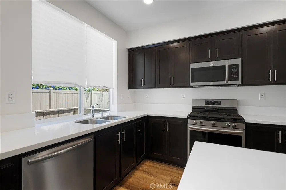 2775 W Pepper Tree Anaheim, CA 92801