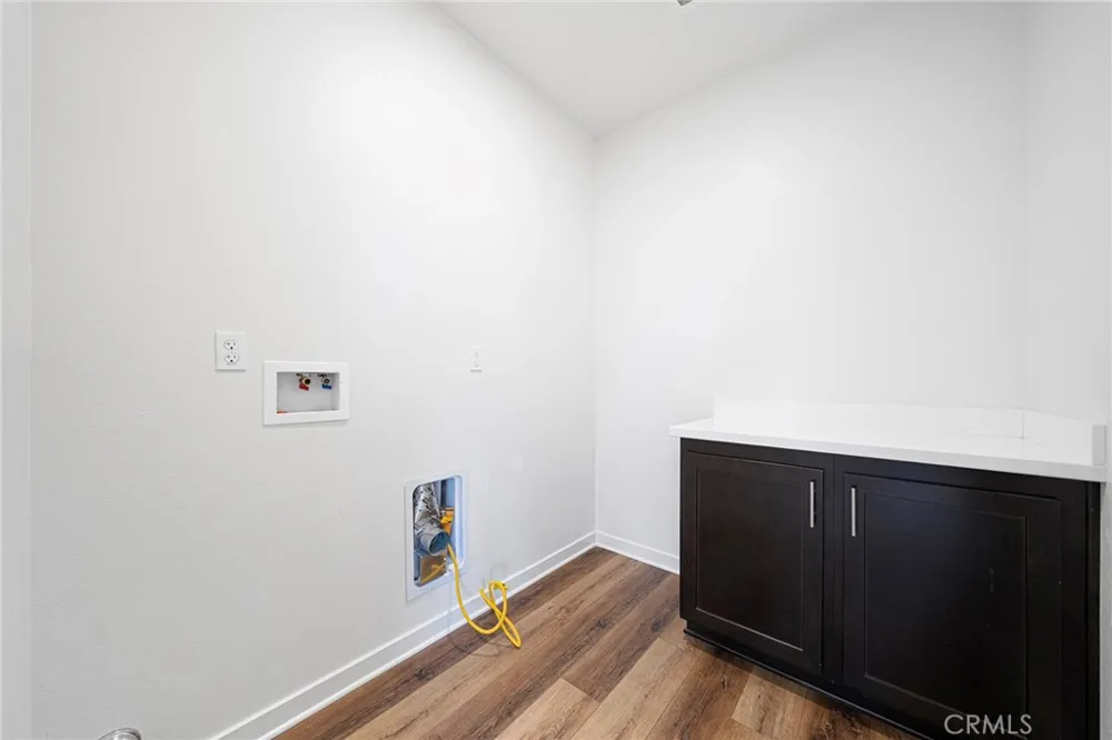 2775 W Pepper Tree Anaheim, CA 92801