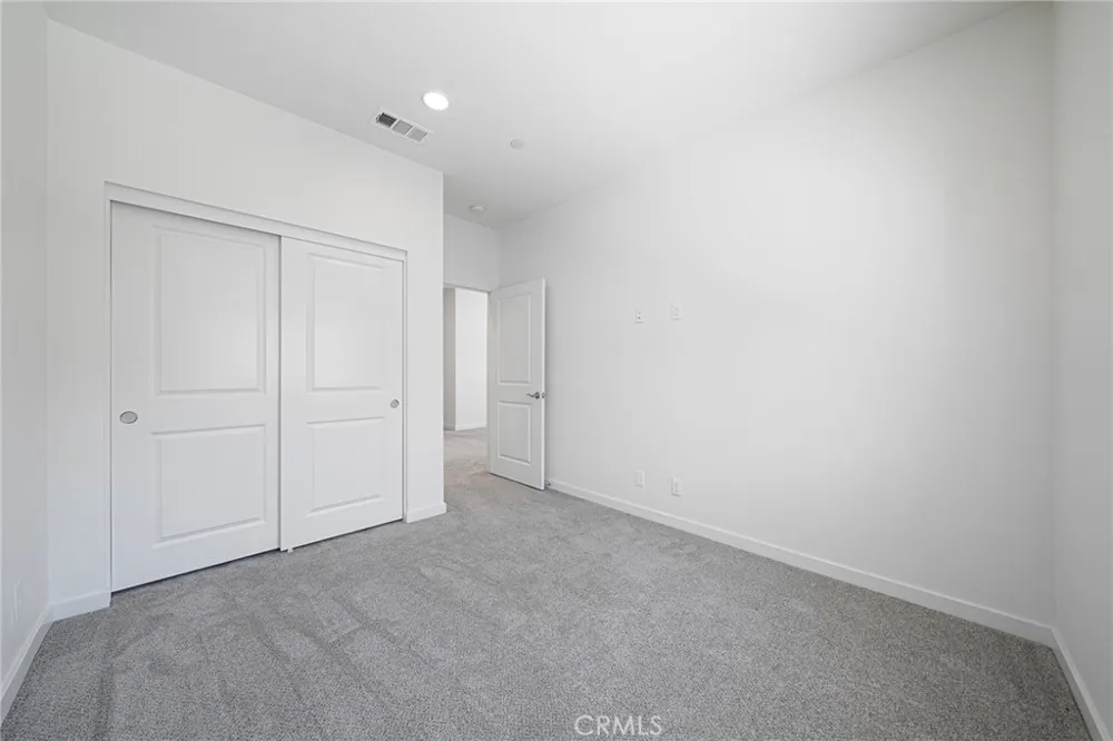 2775 W Pepper Tree Anaheim, CA 92801