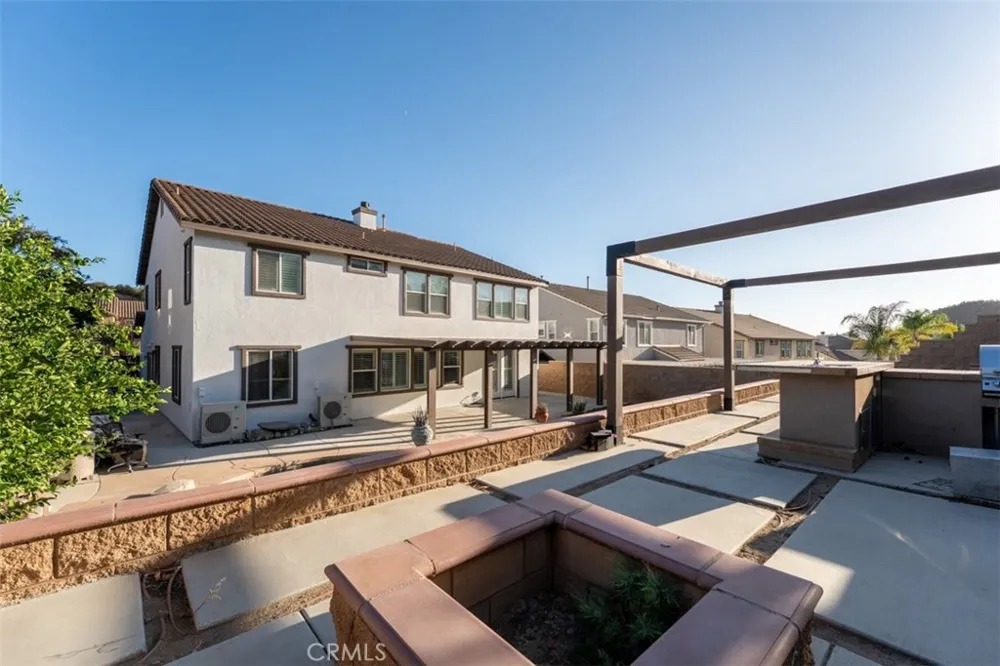 27367 Pinyon Murrieta, CA 92562