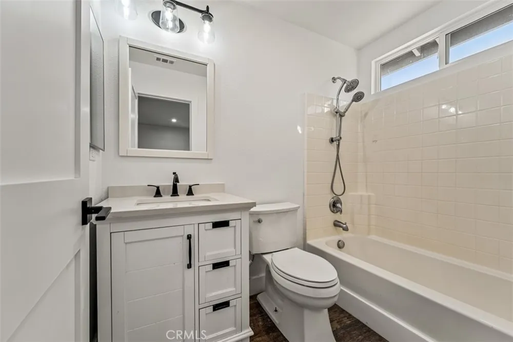 27367 Pinyon Murrieta, CA 92562