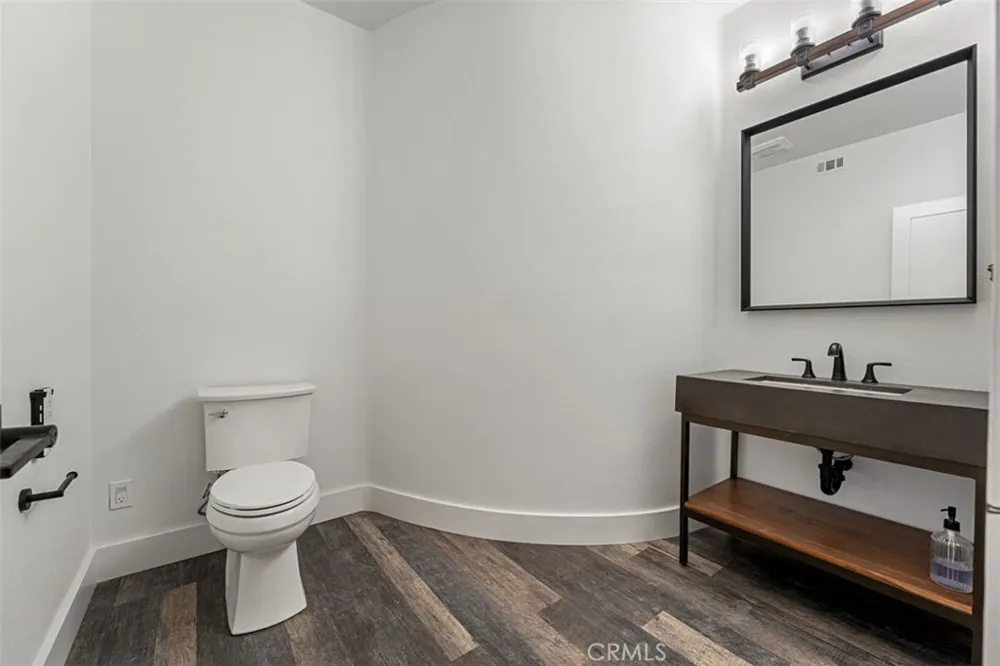 27367 Pinyon Murrieta, CA 92562