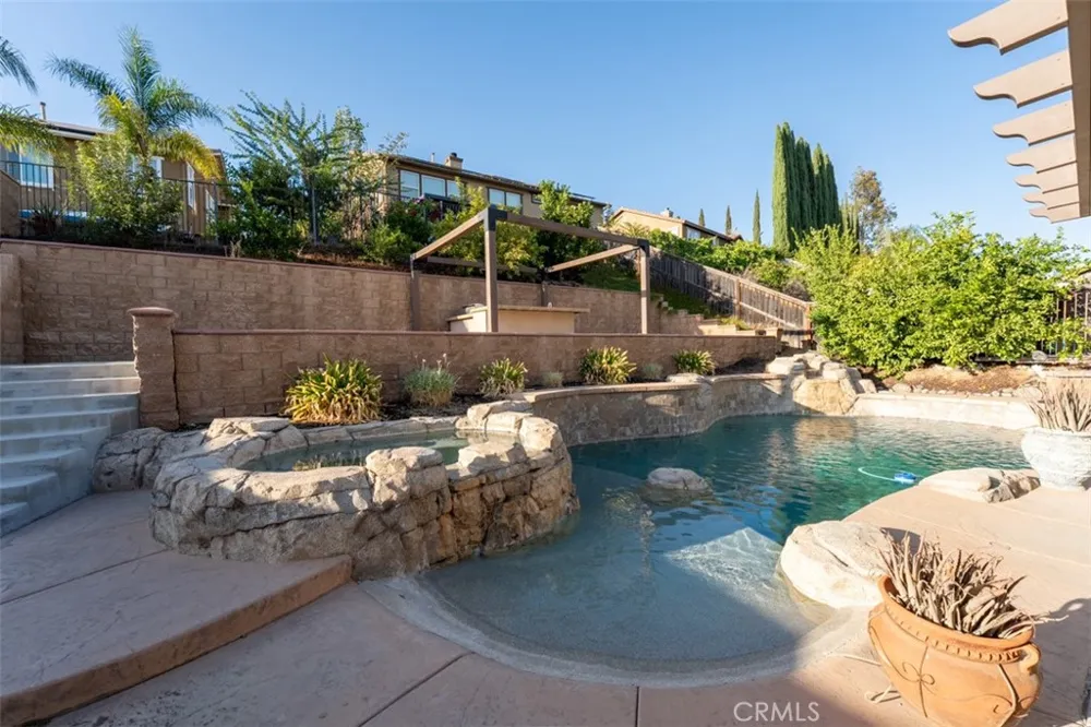 27367 Pinyon Murrieta, CA 92562