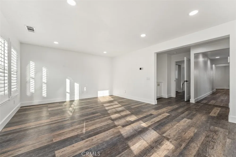 27367 Pinyon Murrieta, CA 92562