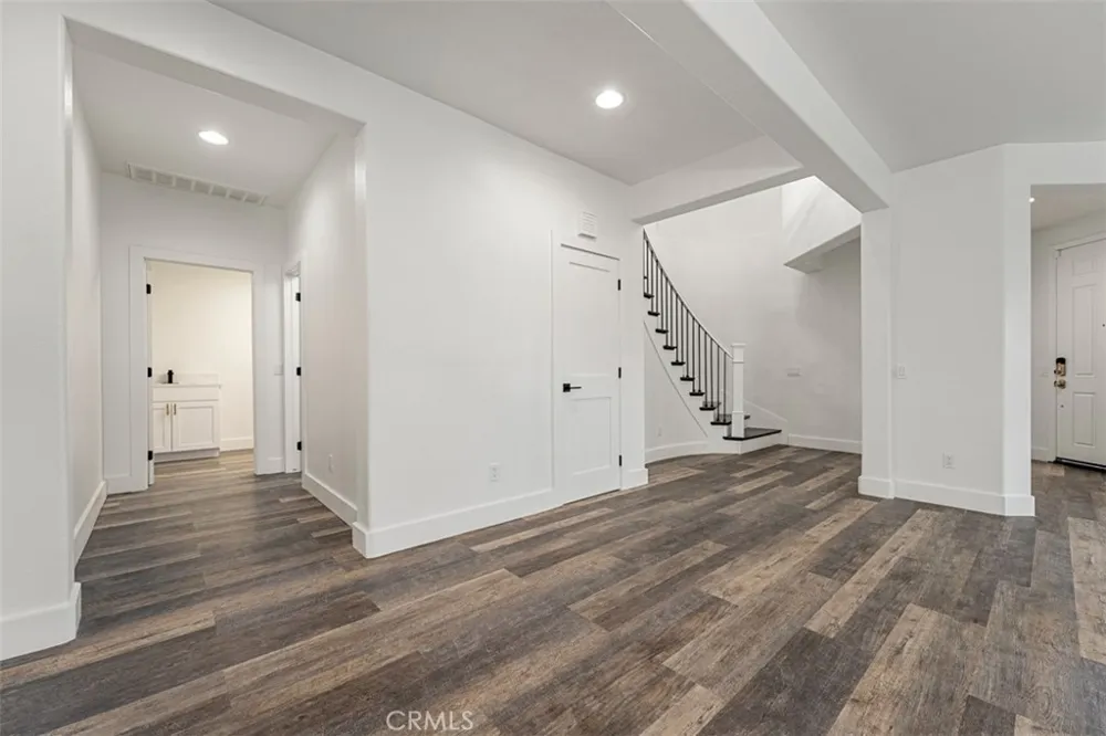 27367 Pinyon Murrieta, CA 92562