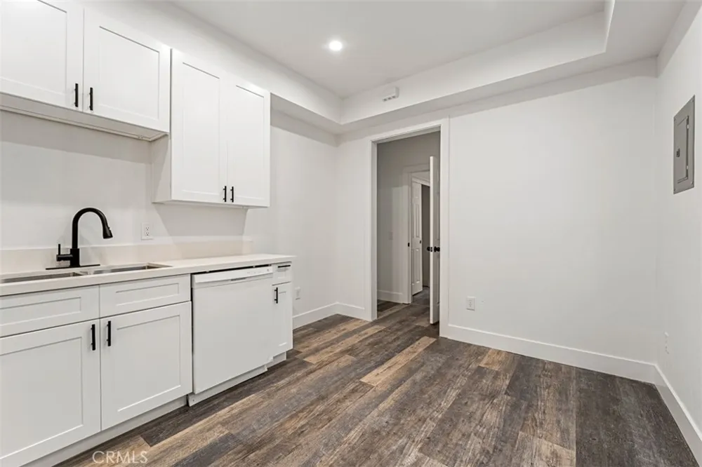 27367 Pinyon Murrieta, CA 92562