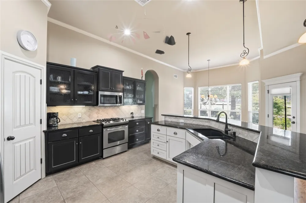 4105 Lions Place Broken Arrow, OK 74012