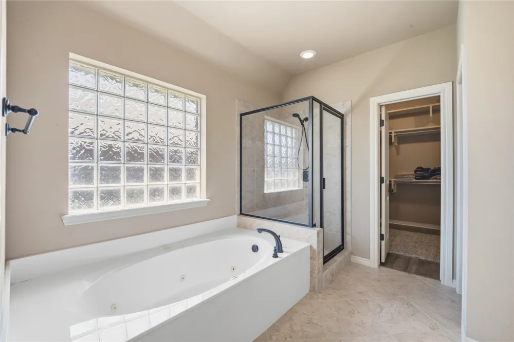 4105 Lions Place Broken Arrow, OK 74012
