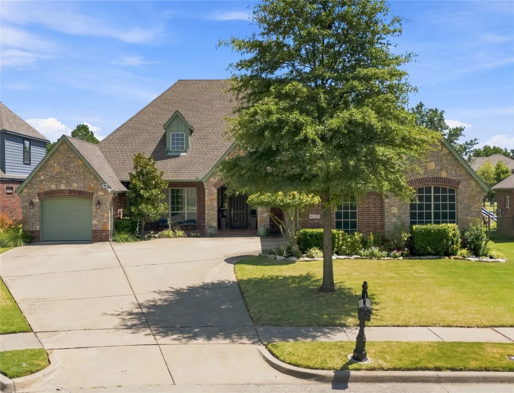 4105 Lions Place Broken Arrow, OK 74012