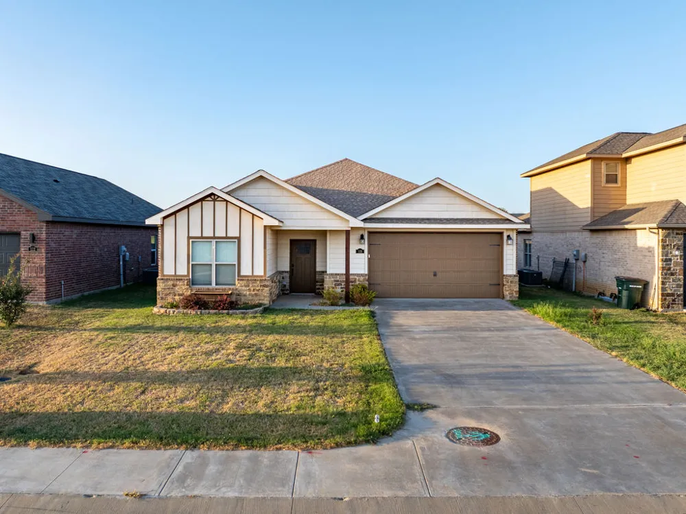 108 Tallgrass Street Calera, OK 74730
