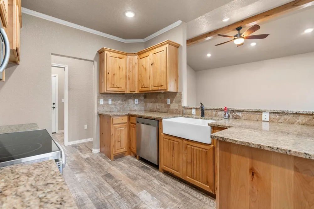 108 Tallgrass Street Calera, OK 74730