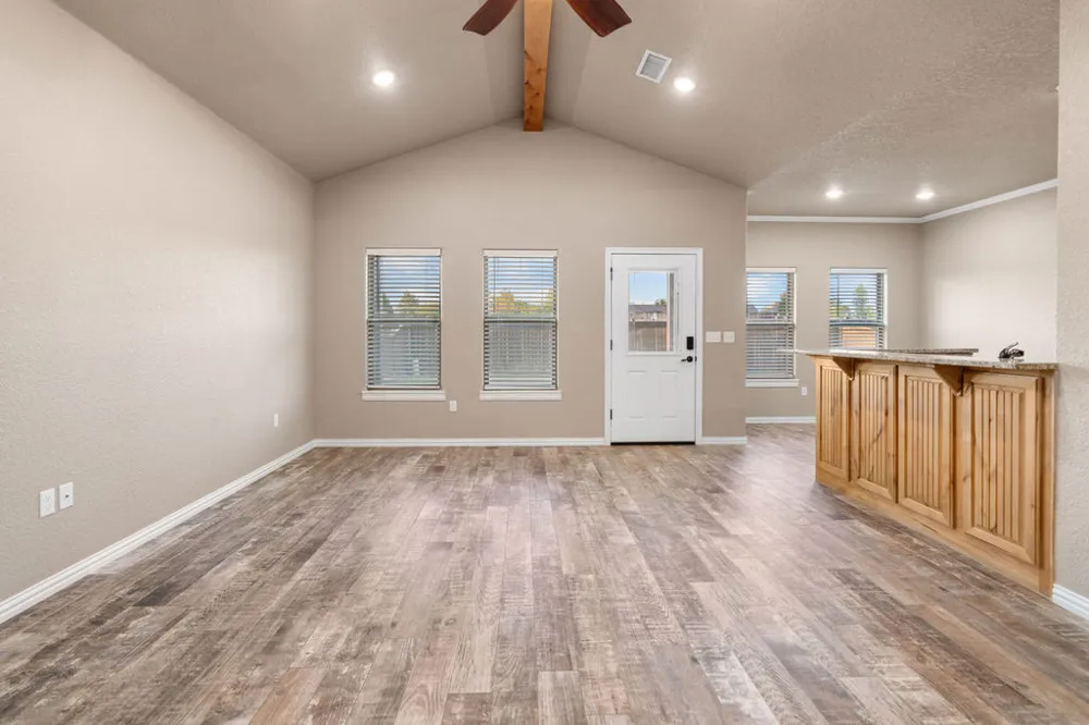 108 Tallgrass Street Calera, OK 74730