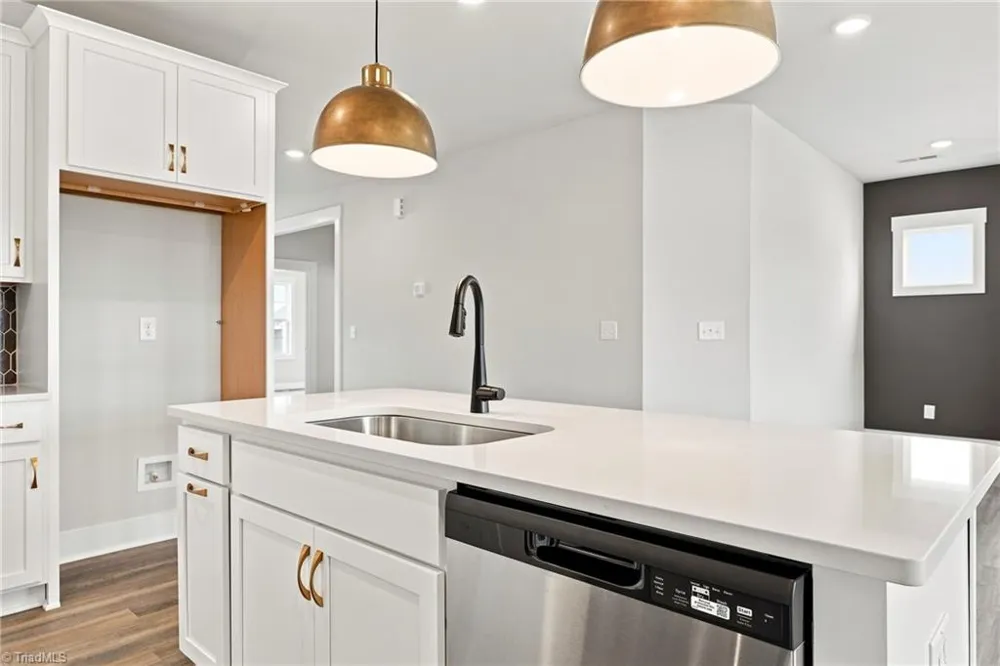 9241 Stoney River Lane Kernersville, NC 27284