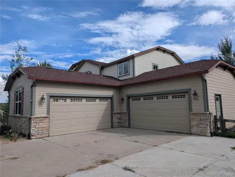 4590 Pleasant Valley Circle