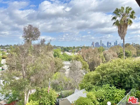 1812 Alvarado Street