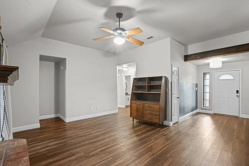 521 Meadowbrook Street Lake Dallas, TX 75065