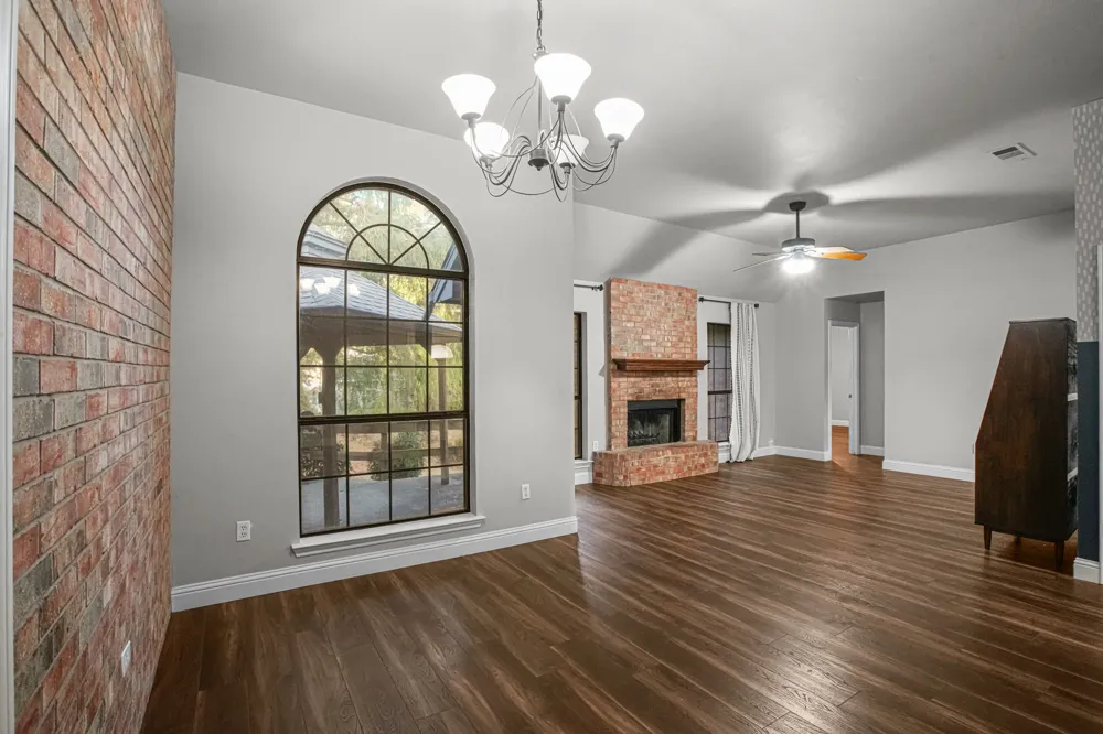 521 Meadowbrook Street Lake Dallas, TX 75065