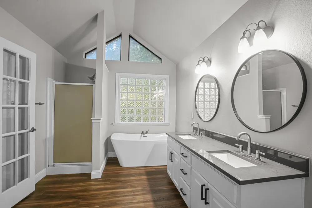 521 Meadowbrook Street Lake Dallas, TX 75065