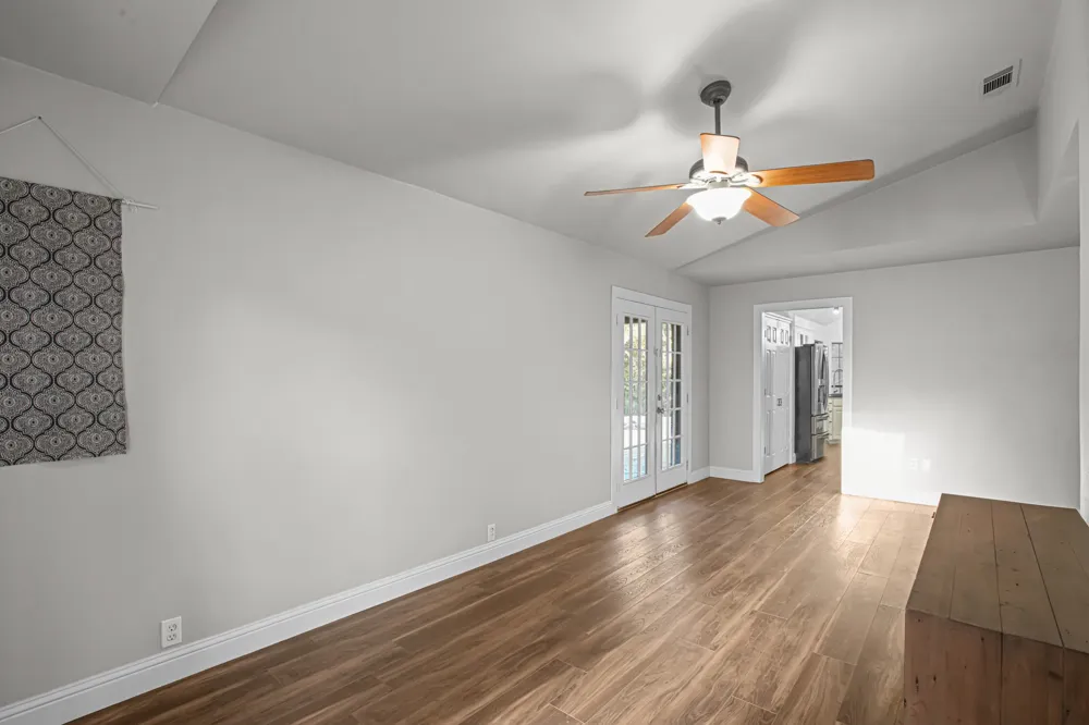 521 Meadowbrook Street Lake Dallas, TX 75065