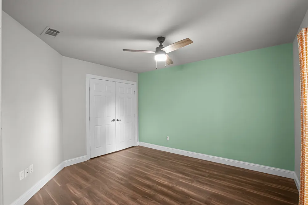 521 Meadowbrook Street Lake Dallas, TX 75065