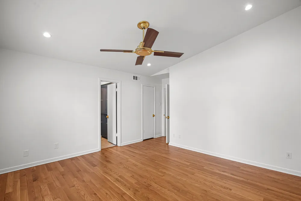 4452 Hockaday Drive Dallas, TX 75229