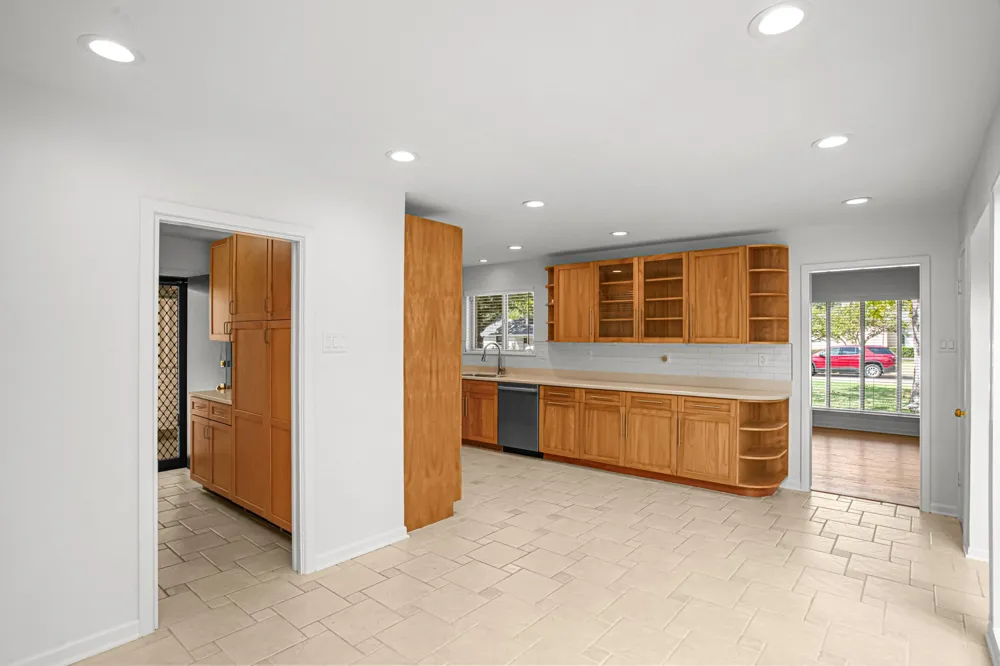 4452 Hockaday Drive Dallas, TX 75229