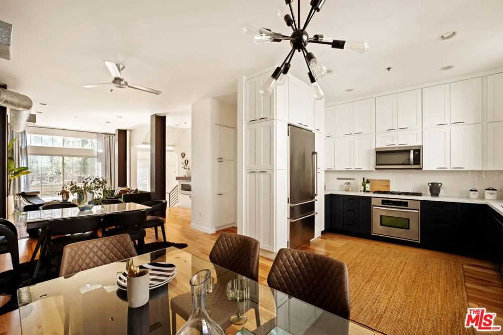 5400 Playa Vista Drive #14 Playa Vista, CA 90094