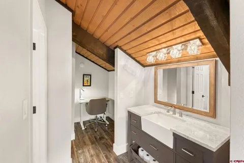 11 Emmons Road #423