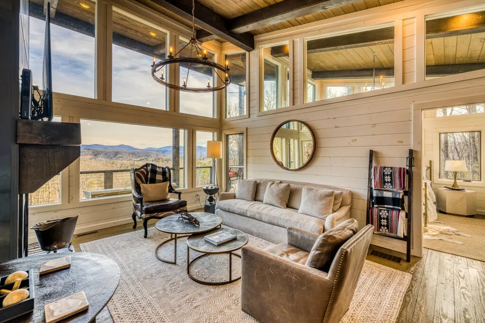 49 Chestnut Overlook Blue Ridge, GA 30513