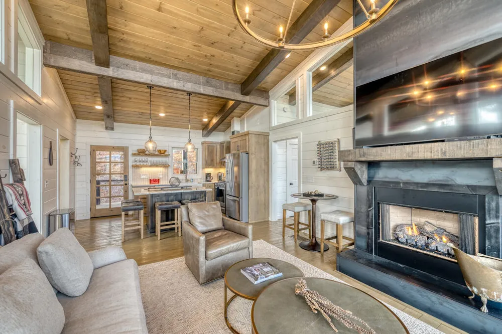 49 Chestnut Overlook Blue Ridge, GA 30513
