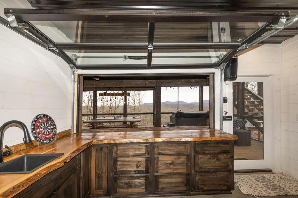 49 Chestnut Overlook Blue Ridge, GA 30513