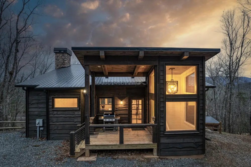 49 Chestnut Overlook Blue Ridge, GA 30513