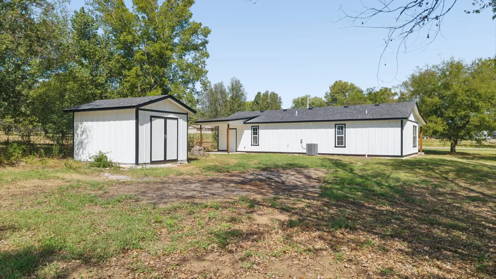 16254 E 410 ROAD Claremore, OK 74017