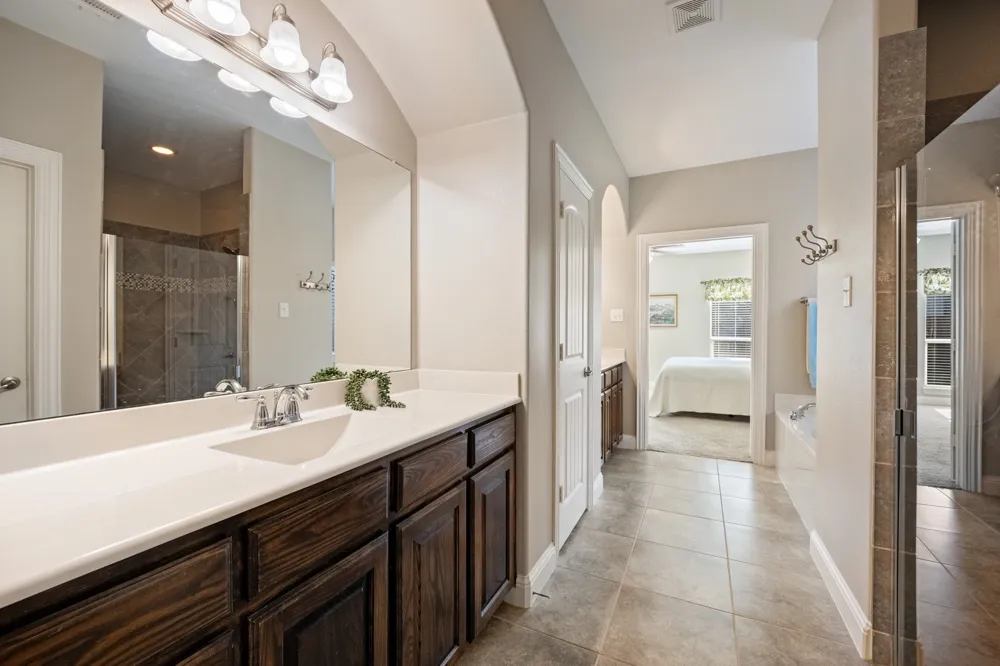 495 Oak Hills Lane Fate, TX 75189